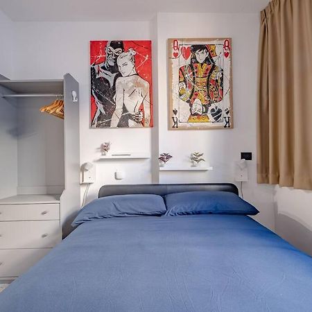 Modern Apartment At San Giovanni Рим Екстериор снимка