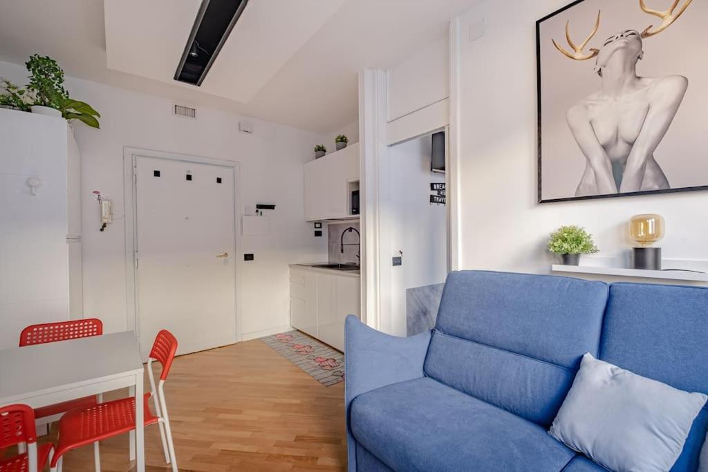 Modern Apartment At San Giovanni Рим Екстериор снимка