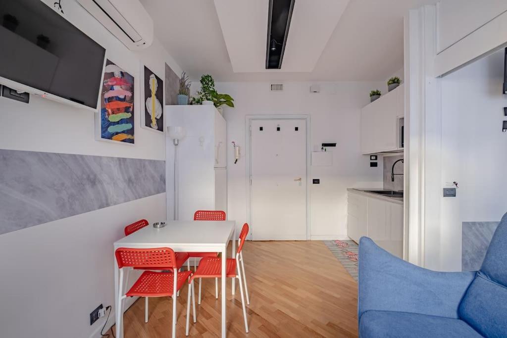 Modern Apartment At San Giovanni Рим Екстериор снимка