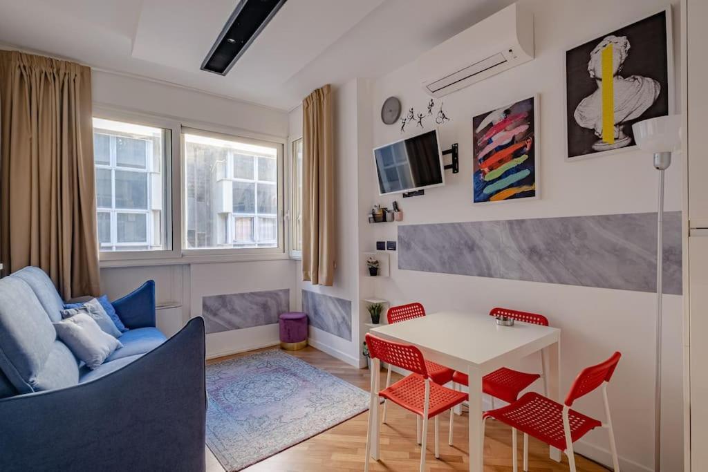 Modern Apartment At San Giovanni Рим Екстериор снимка
