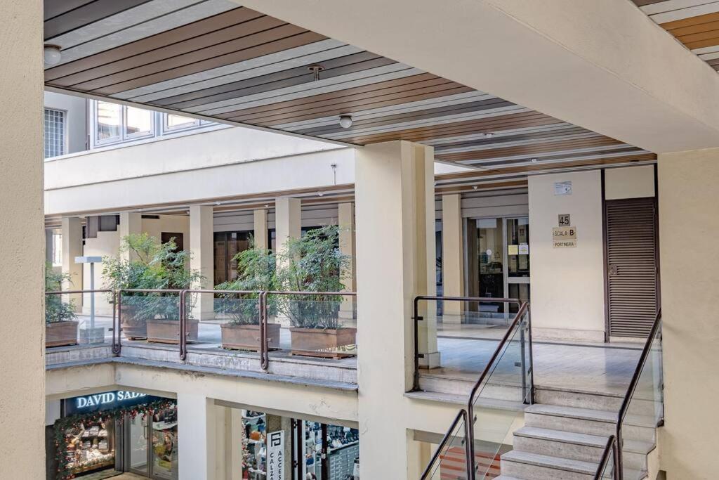 Modern Apartment At San Giovanni Рим Екстериор снимка