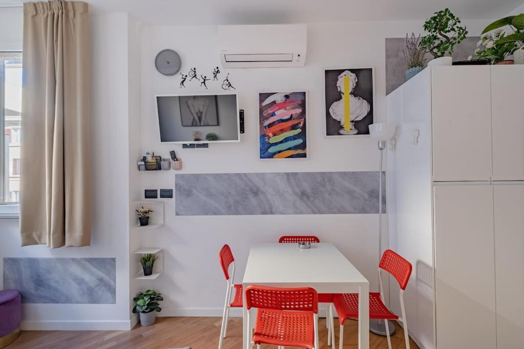 Modern Apartment At San Giovanni Рим Екстериор снимка